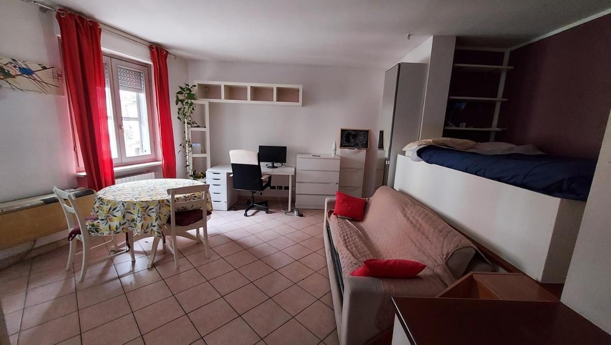 Apartment Near Metro Турин Экстерьер фото